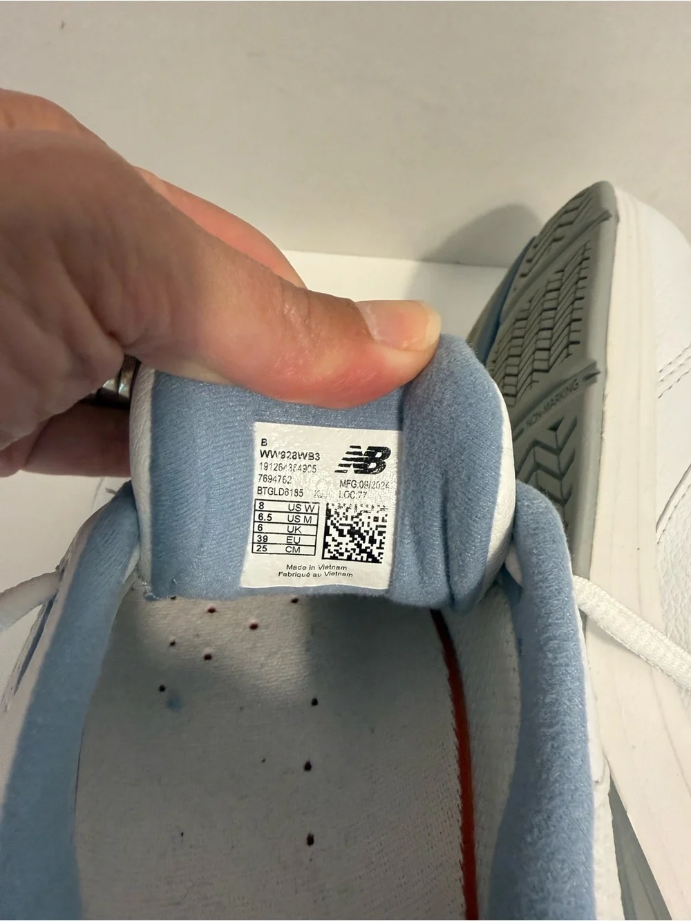 New Balance 928v3 White/Gray/Blue lace up low top sneaker WW928WB3 ladies 8